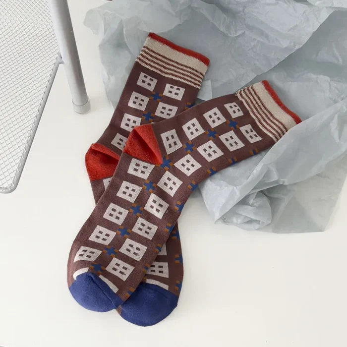 Autumn Winter Men's Checkered Jacquard Socks - Color Matching Middle Tube Trend