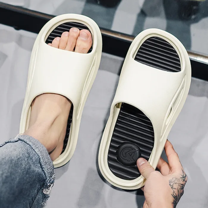 Beachside Leisure: Men's Thick Sole Designer Sandals for Summer Comfort