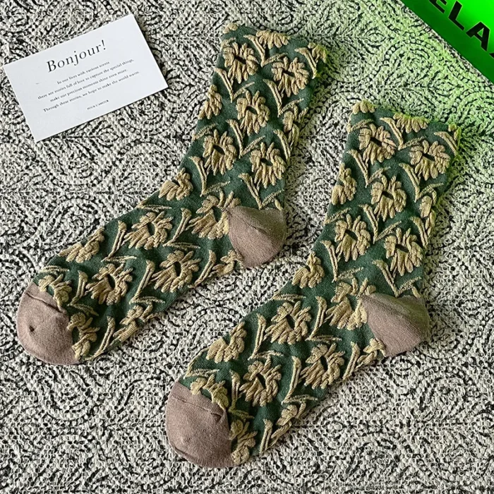 Botanical Elegance: Korean Cotton Floral Retro Socks for Women