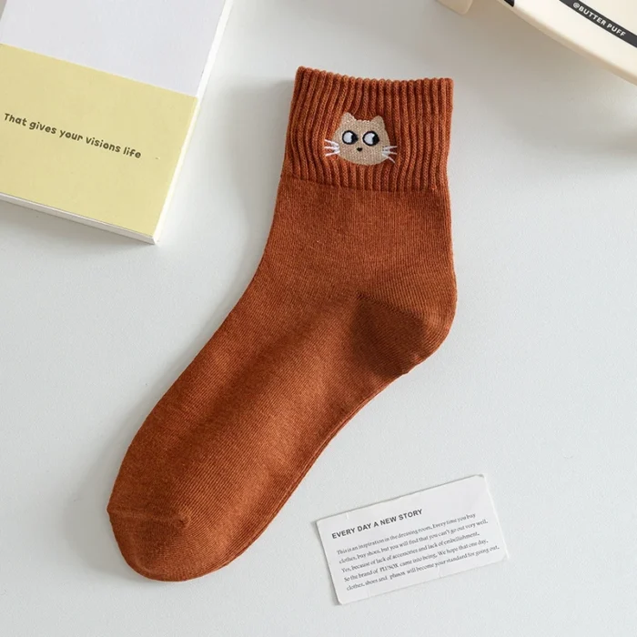 Charming Solid Color Cat Embroidery Socks - Japanese Harajuku Style
