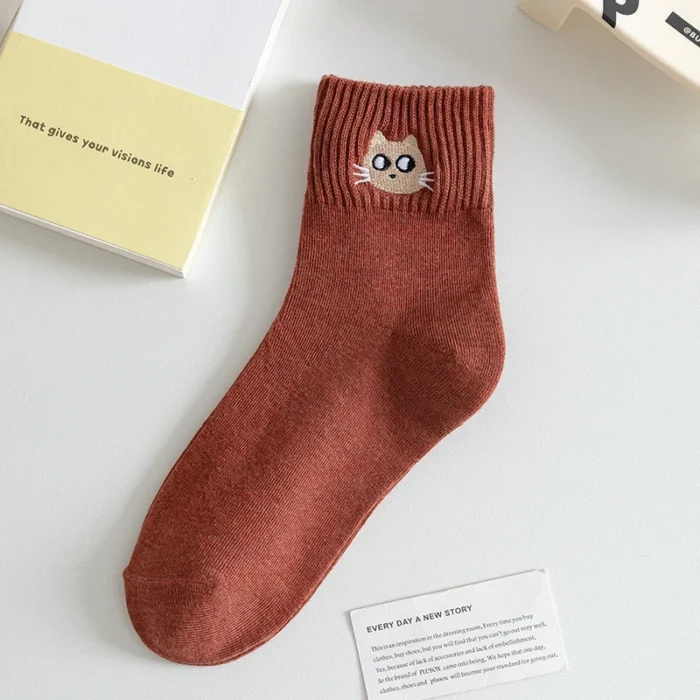 Charming Solid Color Cat Embroidery Socks - Japanese Harajuku Style