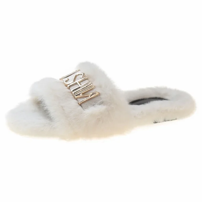Chic Coziness: Plus Size Plush Warm Women's Slippers with Metal Accents