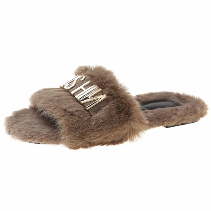 Chic Coziness: Plus Size Plush Warm Women's Slippers with Metal Accents