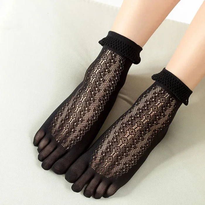 Chic Lace 5-Finger Toe Socks - Sexy Fishnet Harajuku Style