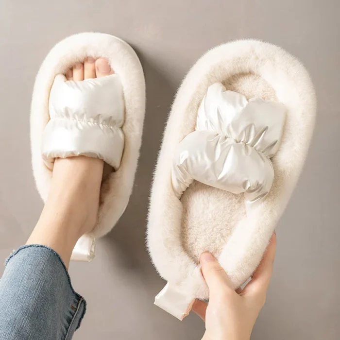 Chic Winter Comfort: Women's Thick Bottom Open Toe Fur Slippers