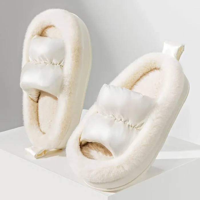 Chic Winter Comfort: Women's Thick Bottom Open Toe Fur Slippers