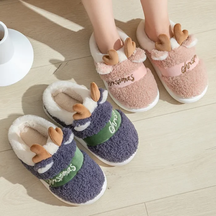 Christmas Deer Slippers: Cozy Thick Sole Platform for Couples"