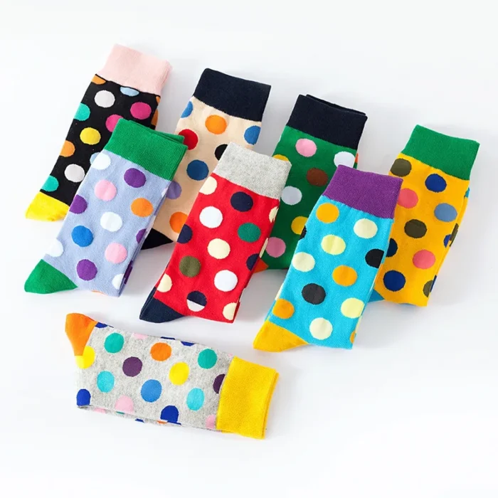 Circle Point Chic: Colorful Harajuku Happy Socks