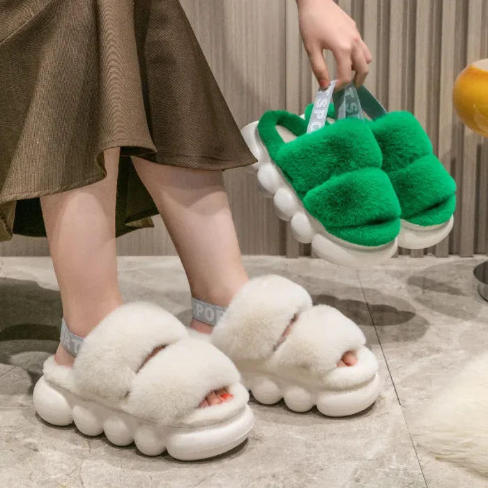 Cloud-Like Comfort: Women's Open Toe Fluffy Plush Slippers