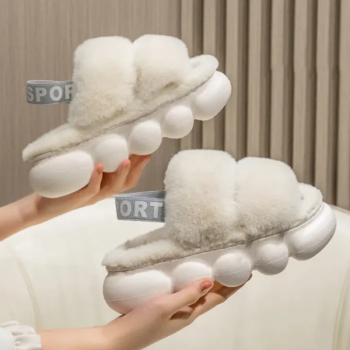 Cloud-Like Comfort: Women’s Open Toe Fluffy Plush Slippers - White, 40-41