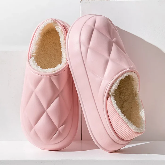 Cozy Bear Cotton Slippers: Women's Winter Warmth with Style