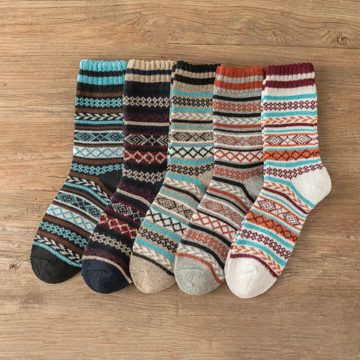 Cozy Comfort: Retro-Style Thick Warm Wool Socks 5-Pair Set