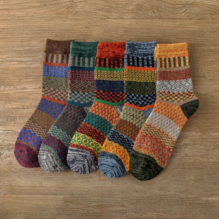 Cozy Comfort: Retro-Style Thick Warm Wool Socks 5-Pair Set