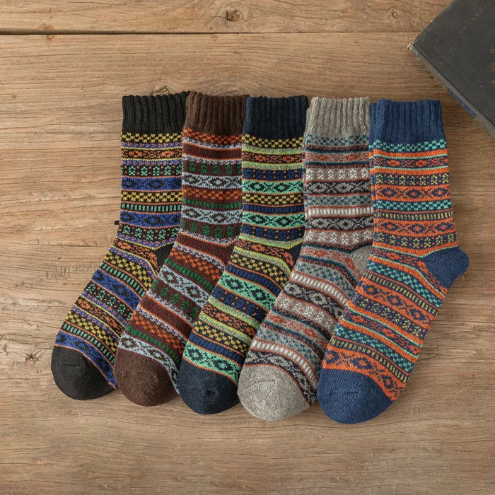 Cozy Comfort: Retro-Style Thick Warm Wool Socks 5-Pair Set