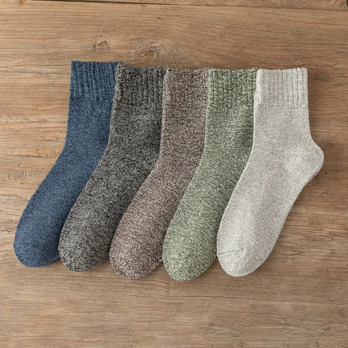 Cozy Comfort: Retro-Style Thick Warm Wool Socks 5-Pair Set