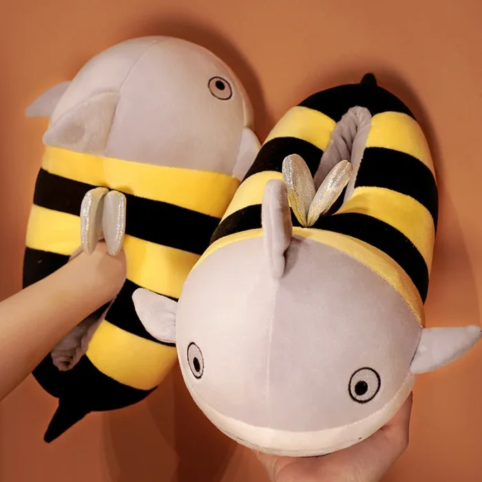 Cozy Critters: Turtle Bee Cartoon Fur Slippers for Snuggly Warmth