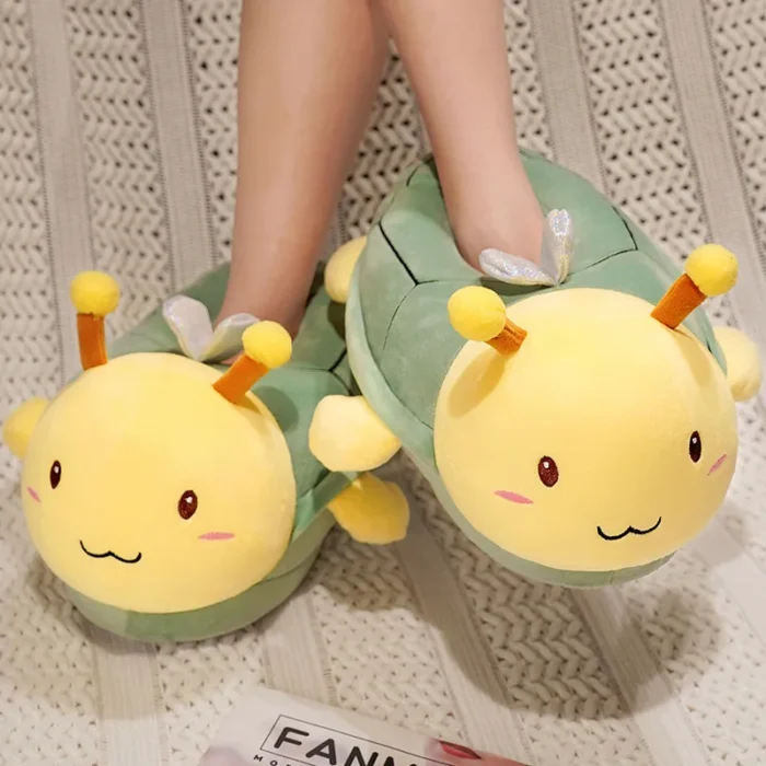 Cozy Critters: Turtle Bee Cartoon Fur Slippers for Snuggly Warmth