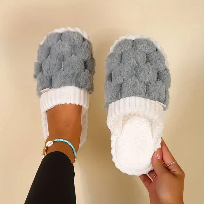 Cozy Elegance: Colorblock Faux Fur Slippers for Ultimate Indoor Comfort"