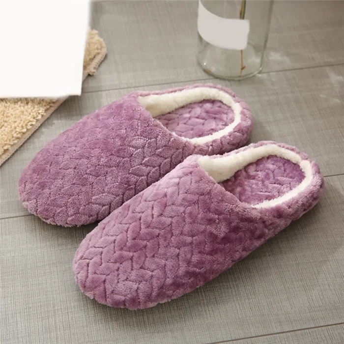Cozy Paws: Winter Cat Cartoon Fur Slippers for Home Comfort