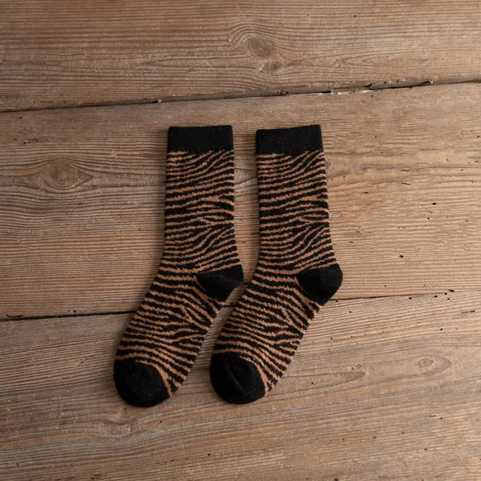 Cozy Zebra Print Thickened Socks - Plush Warmth