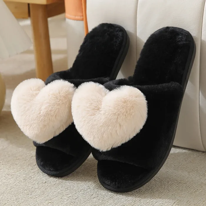 Heartfelt Warmth: Women's Cute Heart Pattern Plush Home Slippers for Autumn-Winte