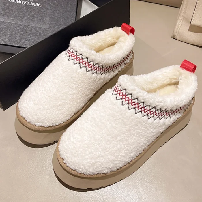 Luxurious Fluffy Fur Platform Slippers: Women's Designer Slingback Comfort