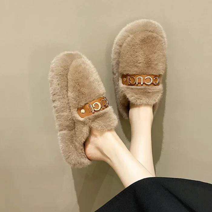 Luxury Lounge: Women's Winter Warm Fur Slippers with Thick Soles