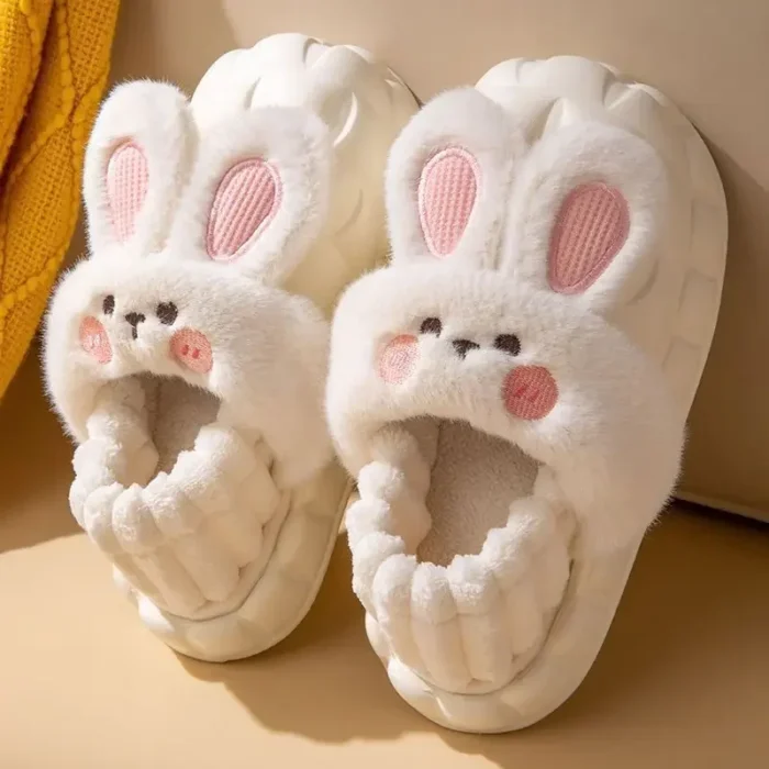 Plush Comfort: Women's Thick Soled Cotton Slippers with Anti-Slip Design