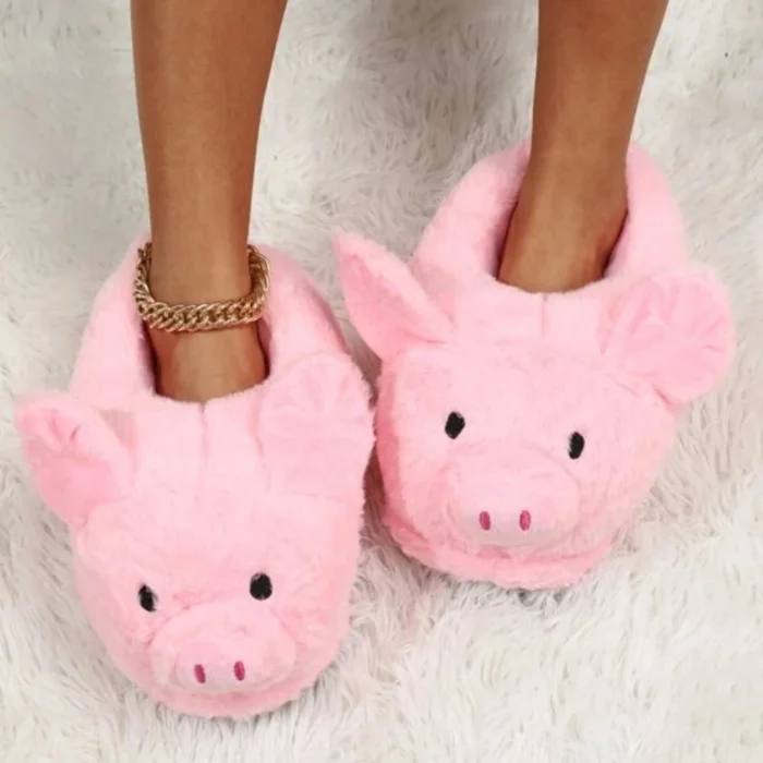 Snuggle Piggies: Adorable Pig Heel Cover Winter Slippers for Women