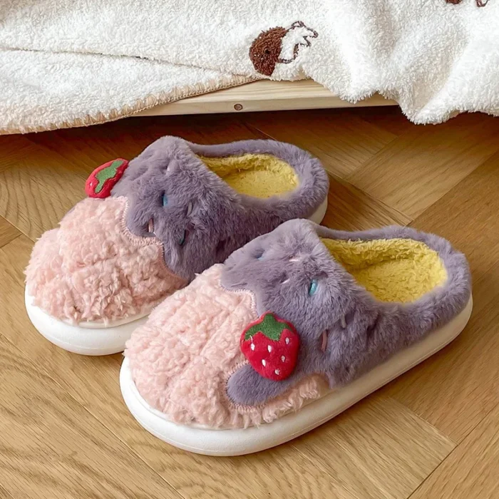 Strawberry Snuggle: Winter Warm Couples Fluffy Slides for Indoor Comfort