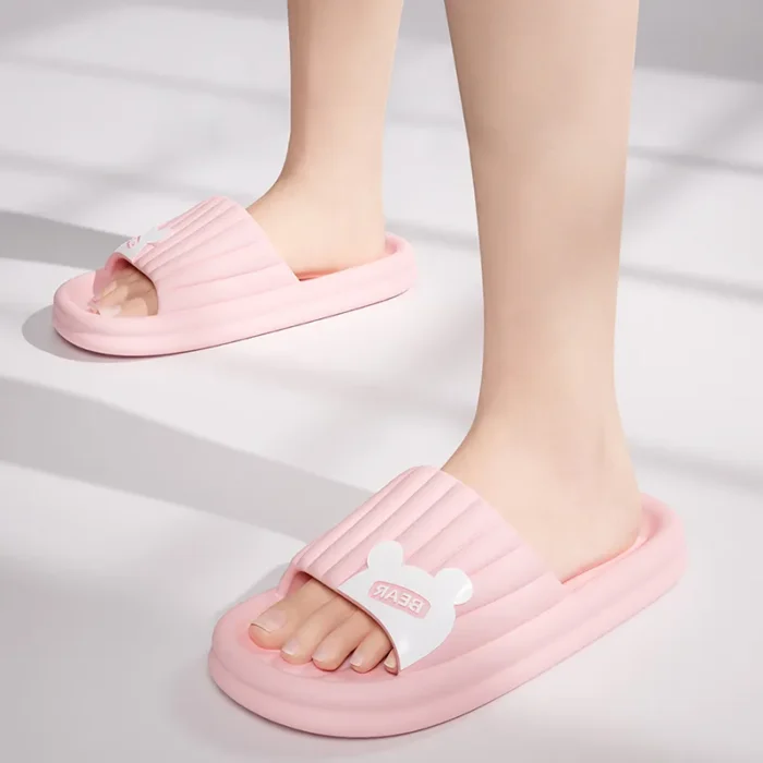 Summer Comfort: Cartoon ndoor Non-Slip Slippers