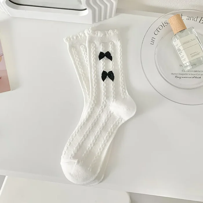 Sweet Elegance: Japanese Sweet Girl Bowknot Ruffle Tube Socks