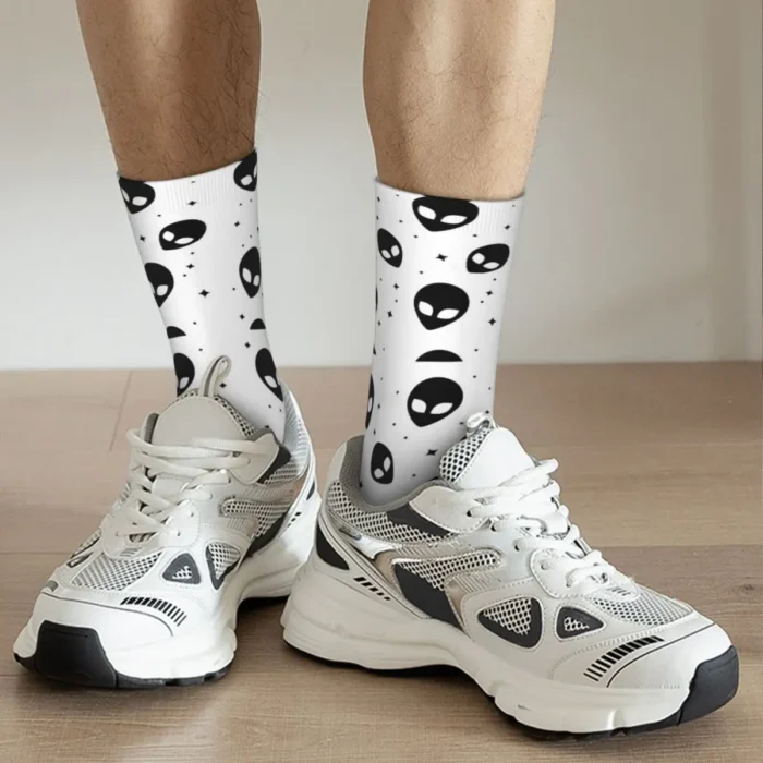 Vintage Harajuku Alien Pattern Men's Socks - Black & White, Hip Hop Novelty Crew Socks for the Fun-Loving